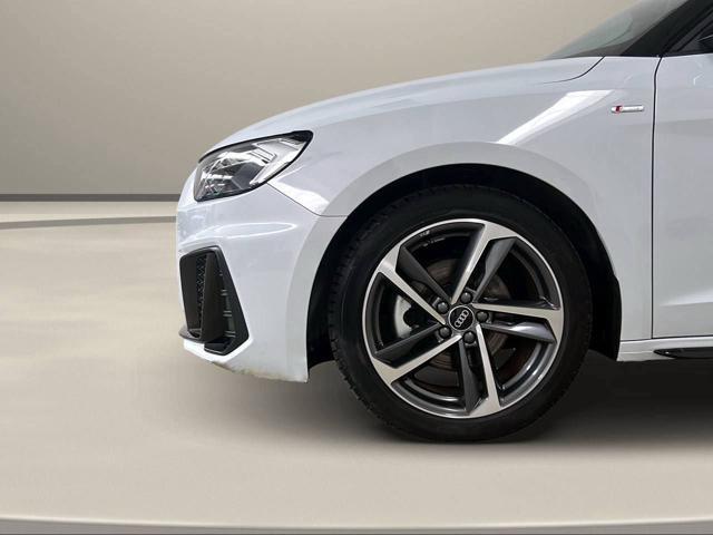 AUDI A1 SPB 30 TFSI Identity Black