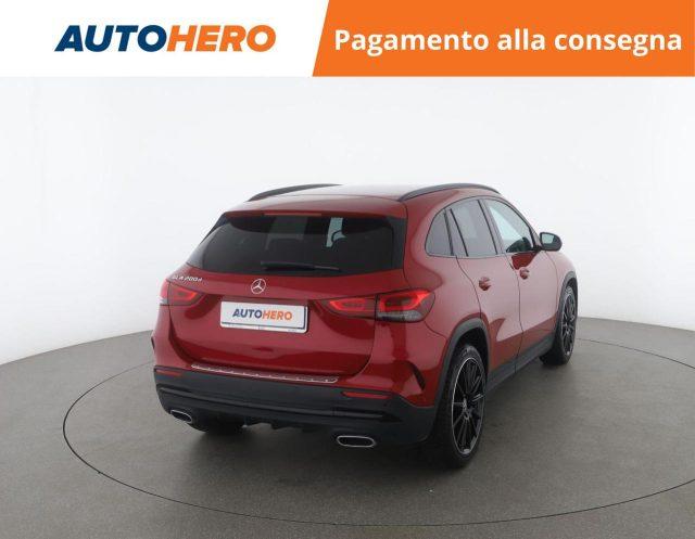 MERCEDES-BENZ GLA 200 d Automatic Premium