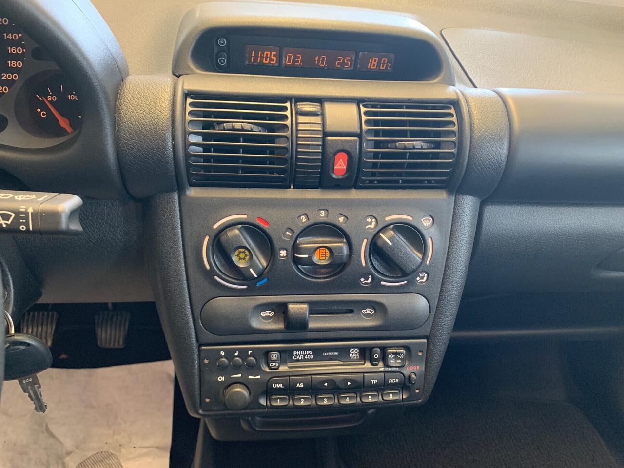 Opel Tigra 1.4i 16V cat