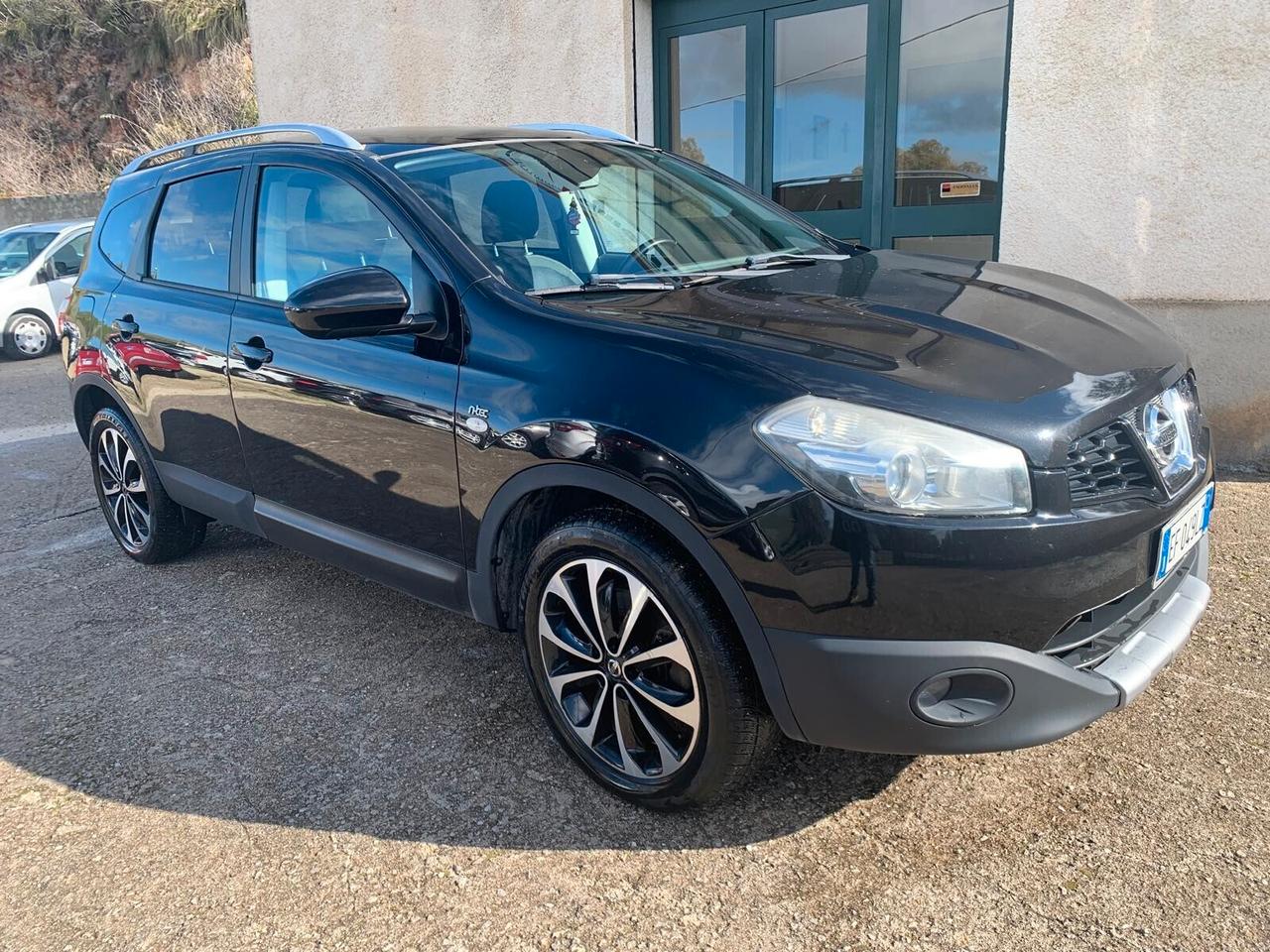 Nissan Qashqai 2 2.0 dci 4x4 7 posti - 2011