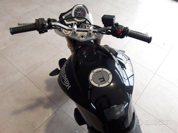 Triumph Street Triple 675