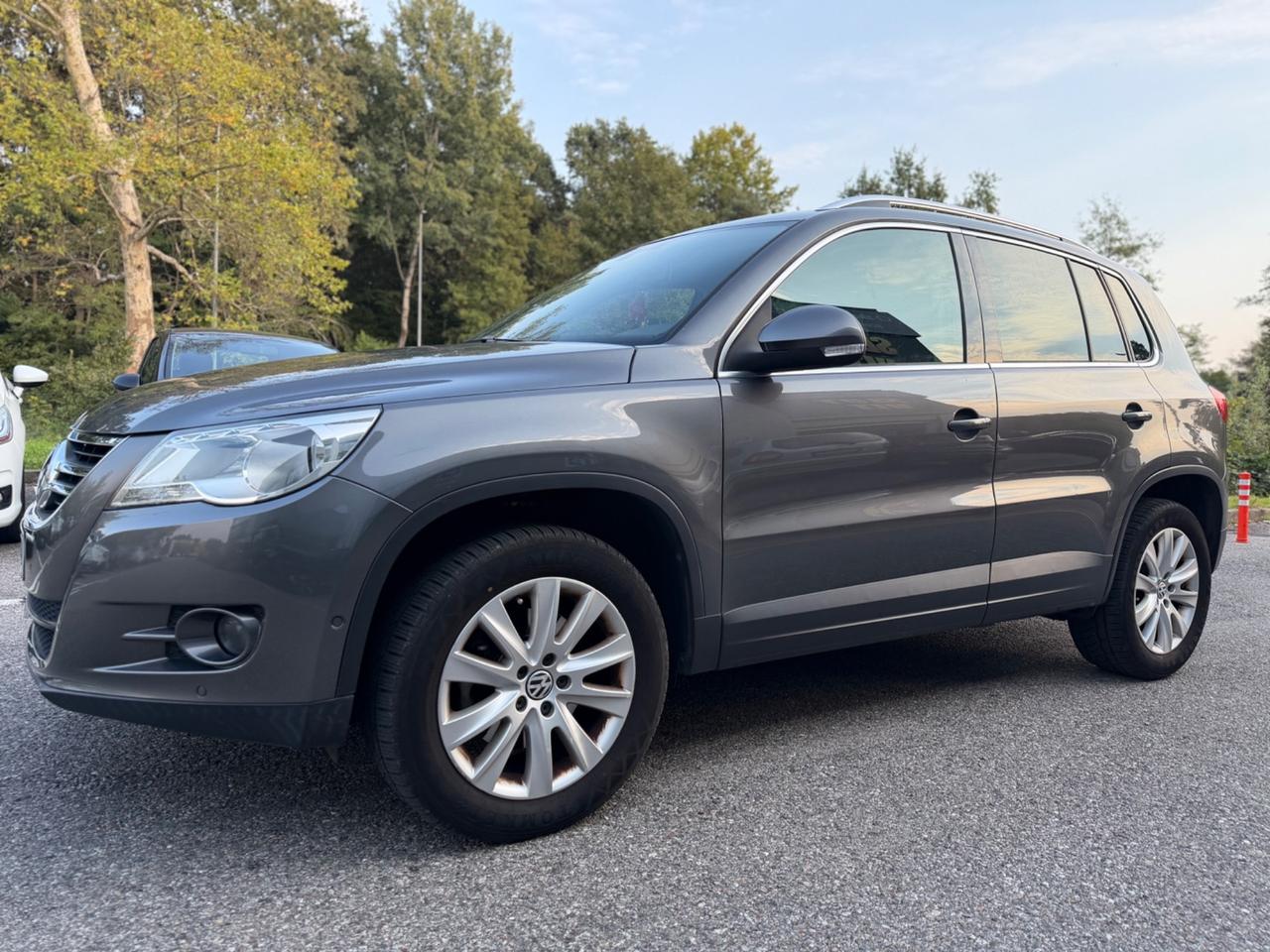 Volkswagen Tiguan 2.0 TDI DPF 4MOTION*Automatik*Cerchi*
