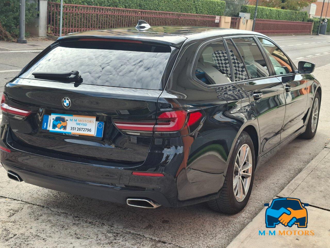 BMW 520 d Touring Luxury doppio treno di gomme
