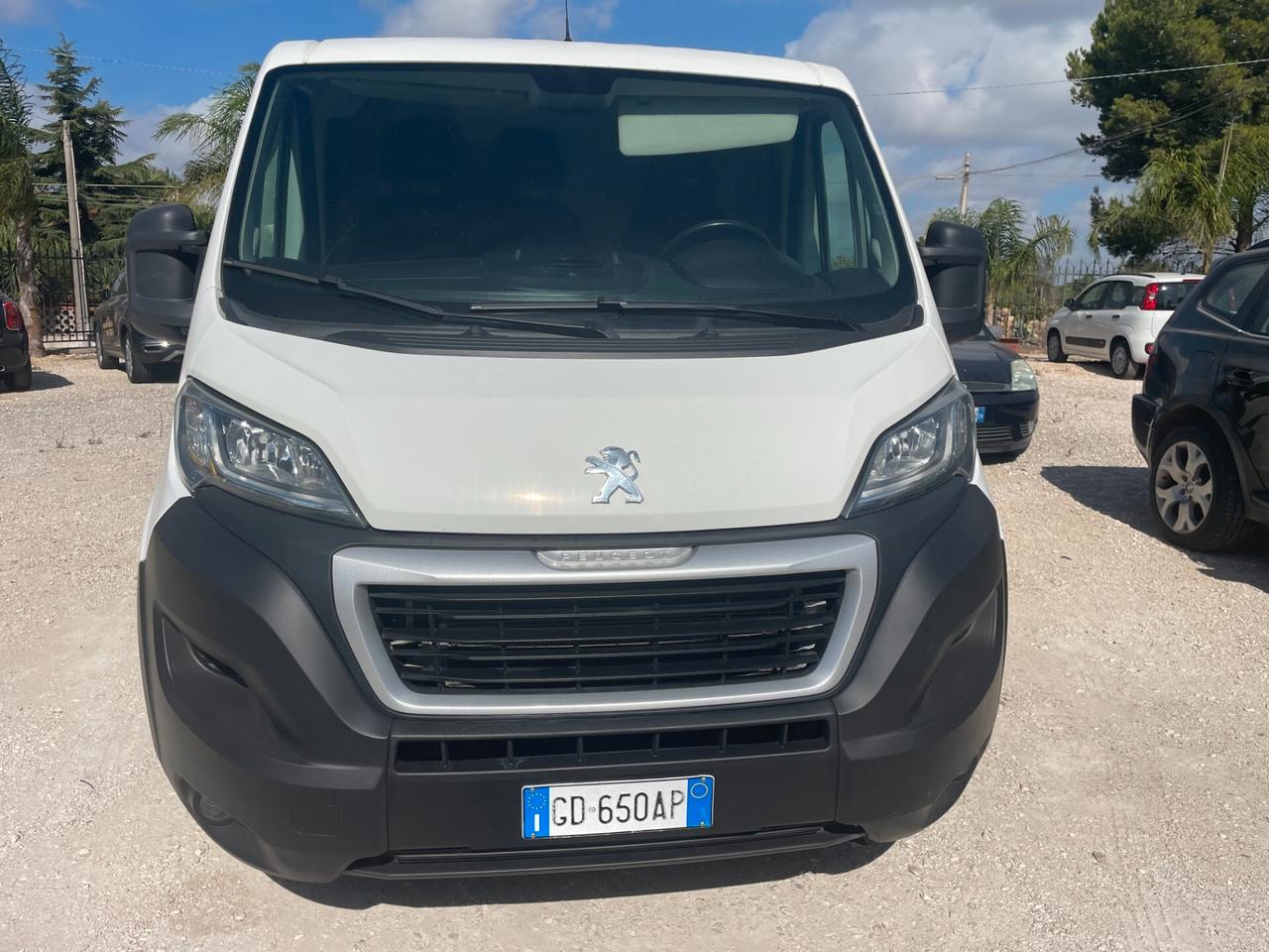 Peugeot Boxer 330 2.2 BlueHDi 140 S&S PC-TN Furgone