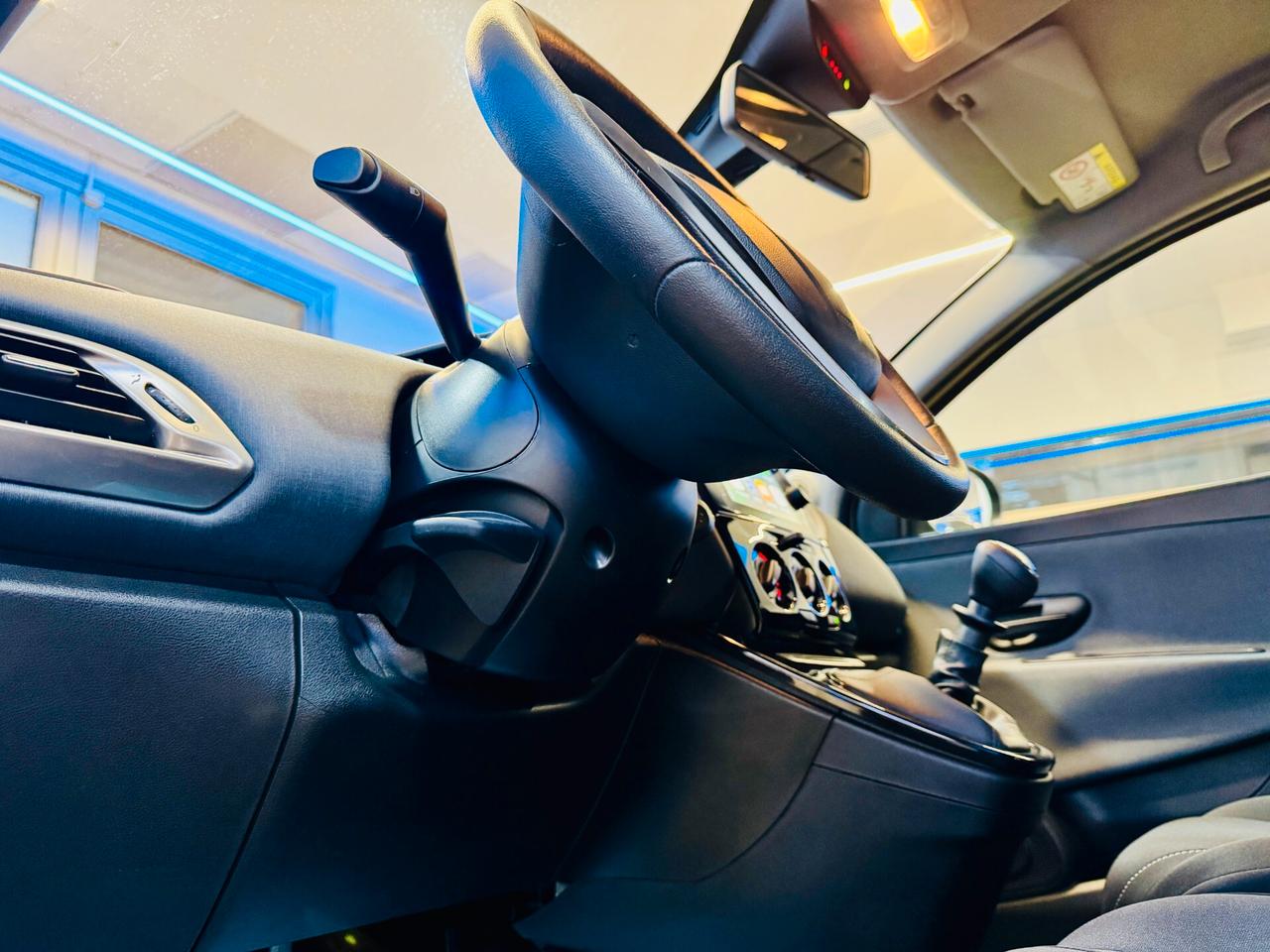 Lancia Ypsilon 1.0 S&S Hybrid 5p. CarPlay / Navi