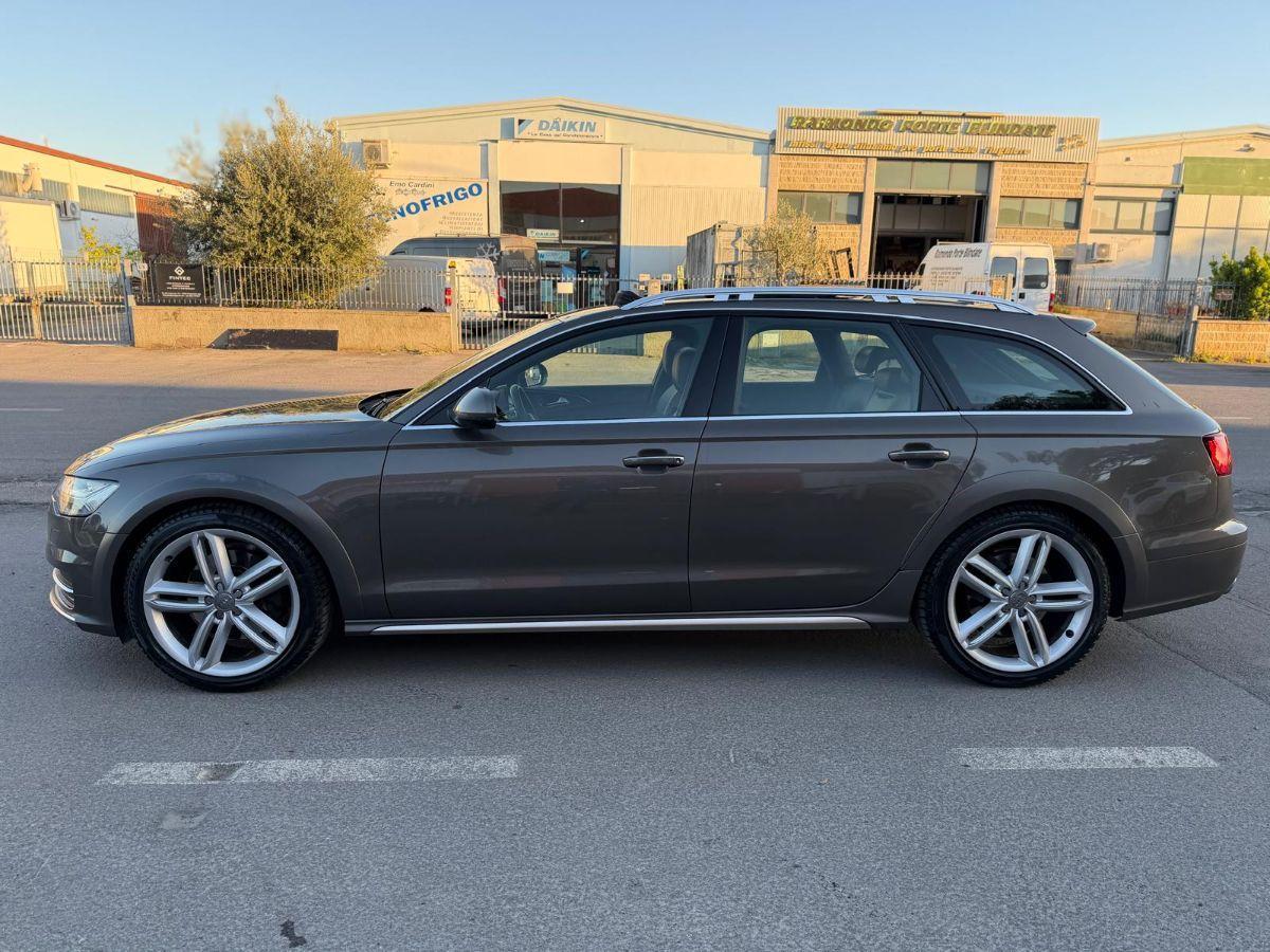 AUDI - A6 Allroad - 3.0 TDI 272CV S tr. Bus. Plus