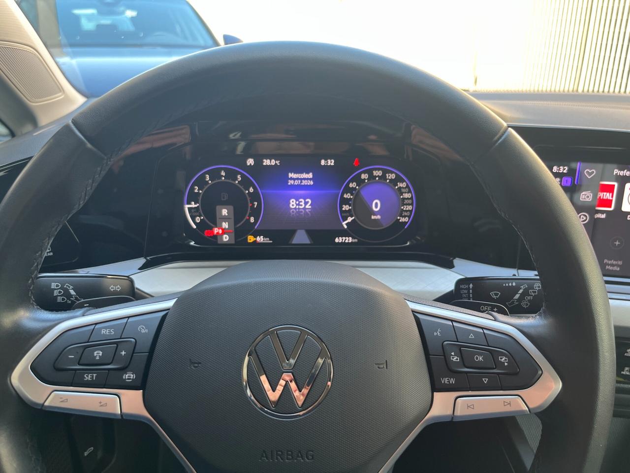 Volkswagen Golf 1.5 eTSI 130 CV EVO ACT DSG Life