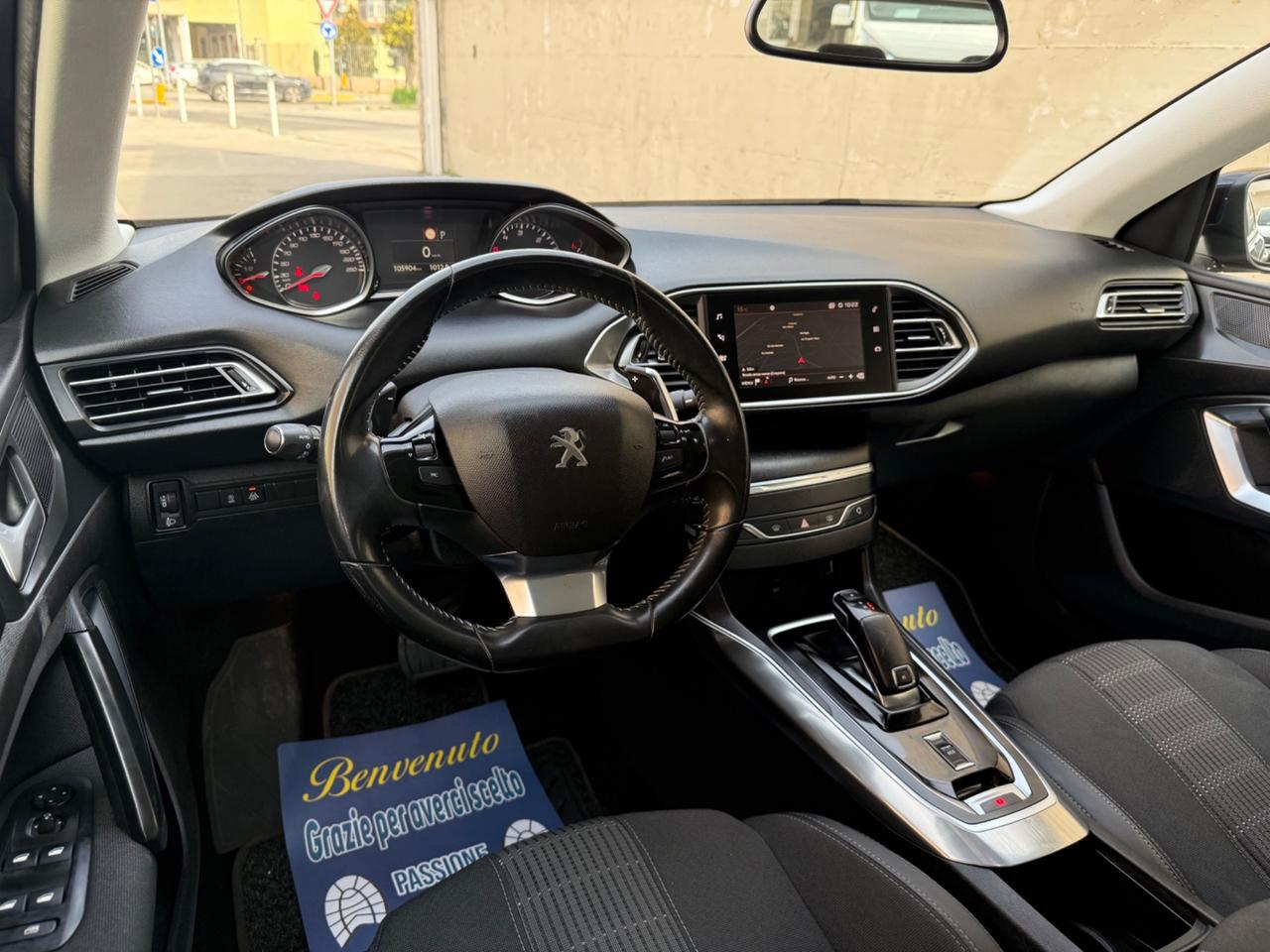 Peugeot 308 1.5diesel CAMBIO AUTOMATICO - 2019