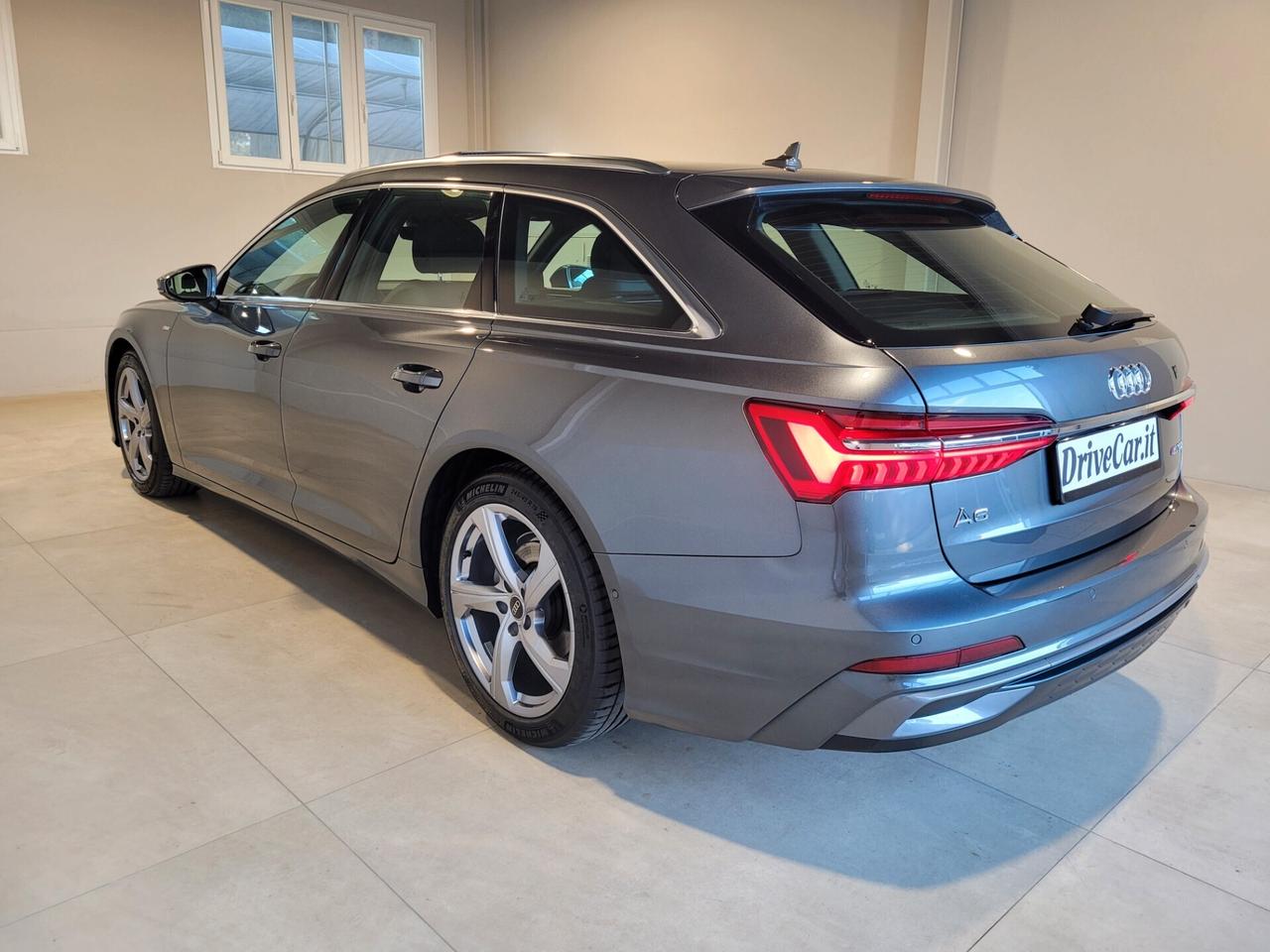 Audi A6 AVANT 40TDI S TRONIC S LINE MATRIX TETTO C19"-RESTYLING