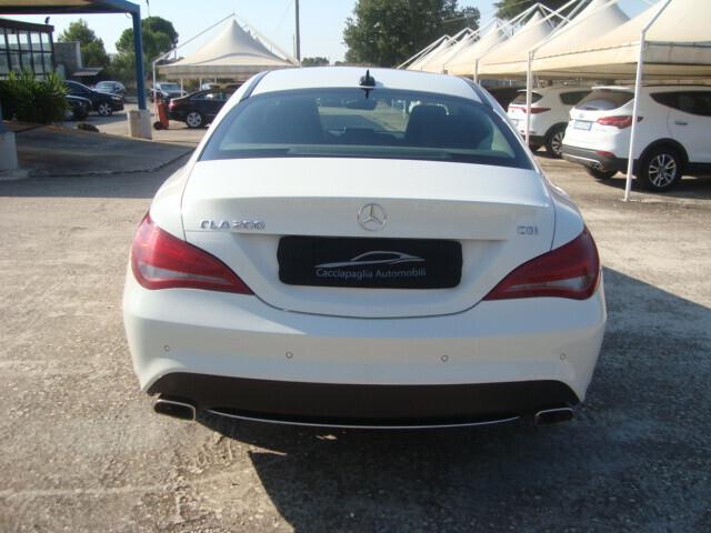 Mercedes-Benz CLA 200 cdi Premium Automatic 136CV