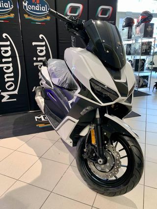 OVER BRERA 300 (2021) BIANCO