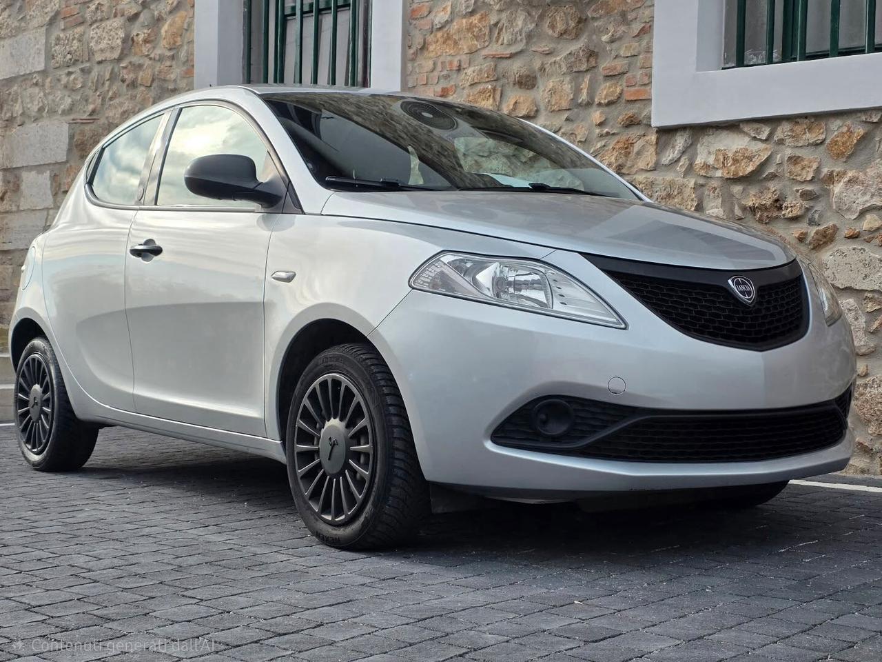 Lancia Ypsilon 1.0 FireFly 5 porte S&S Hybrid Ecochic Gold