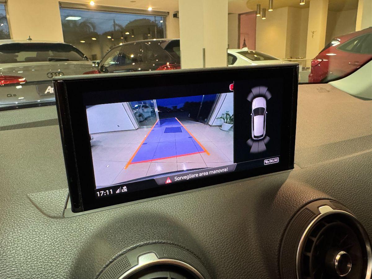 AUDI Q2 2.0 TDI Edition 2023 Grigio Freccia Perla