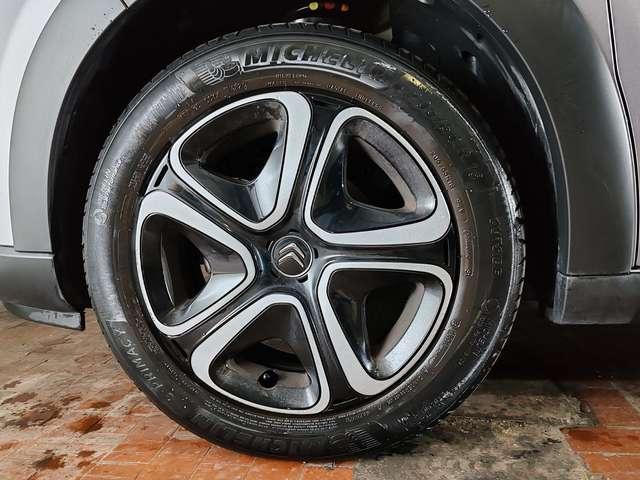Citroen C3 1.2 110cv Plus + Navi + PDC post