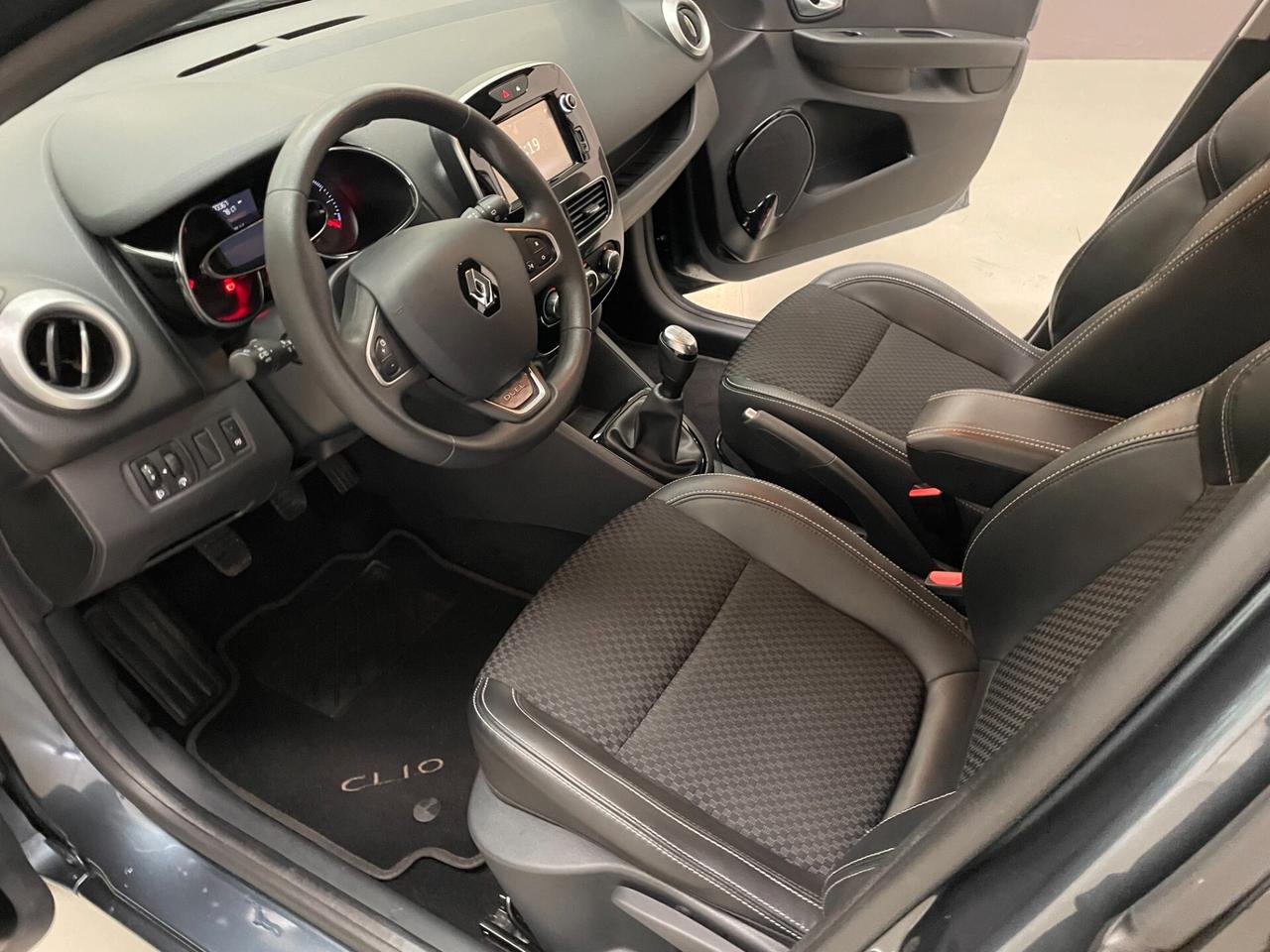 Renault Clio Sporter 1.5 dCi 8V 90CV Start&Stop Energy Duel