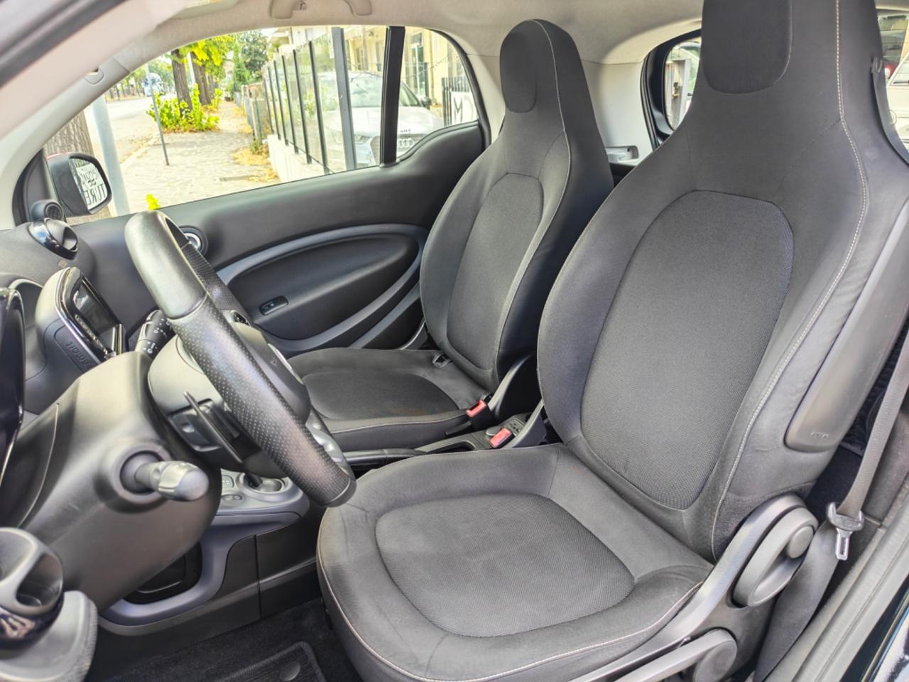 Smart ForTwo 90cv Turbo Twinamic Nightrunner Brabus