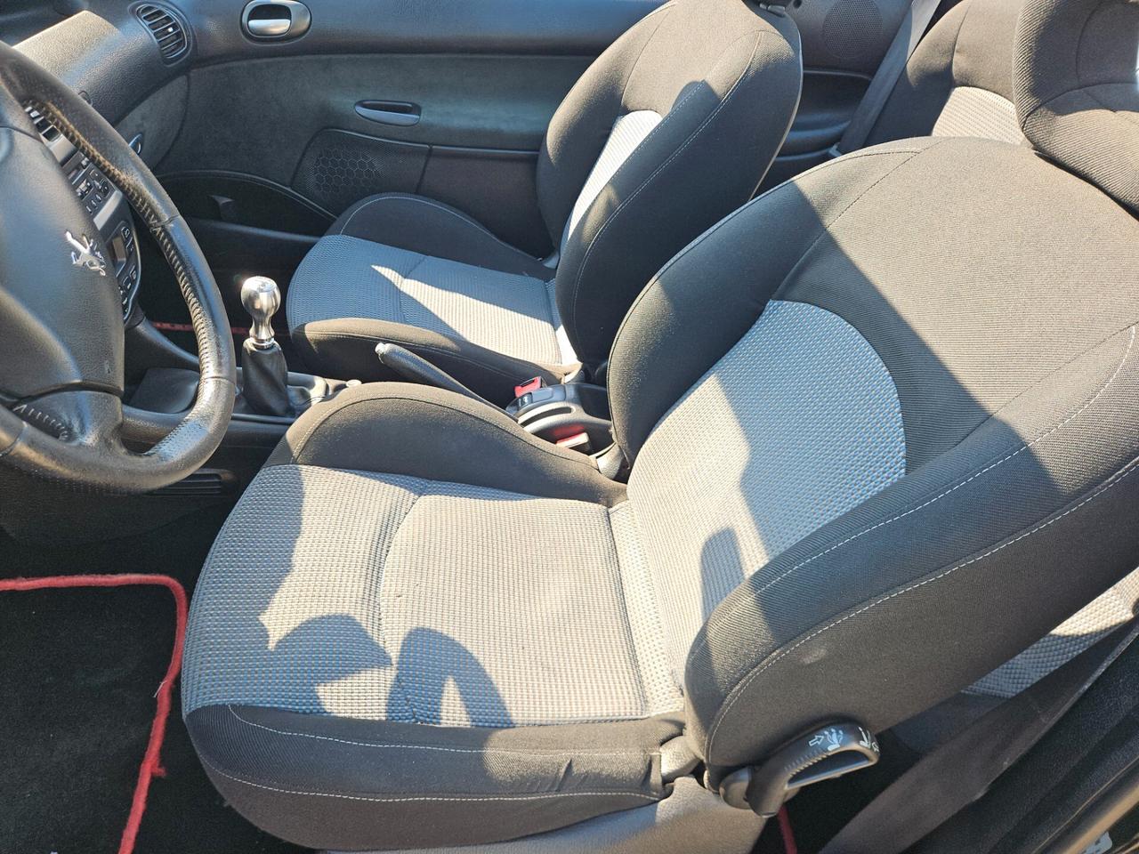 Peugeot 206 1.6 16V CC