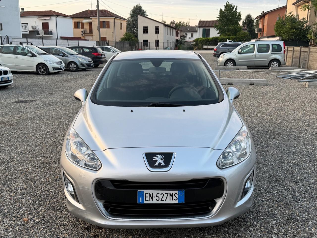 Peugeot 308 1.6 8V e-HDi 112CV Stop&Start 5p. Access