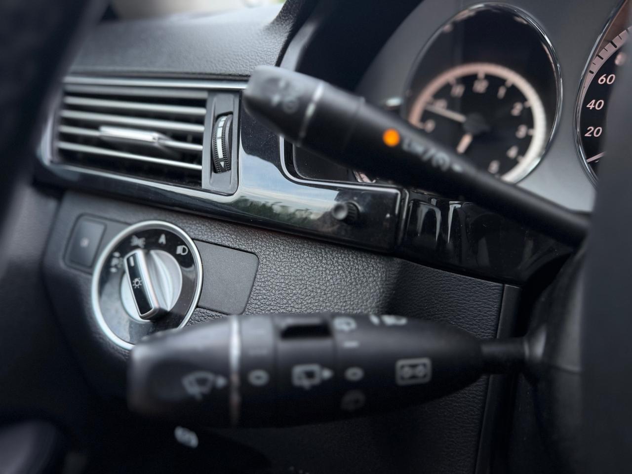 Mercedes-benz E 350 CDI V6 4MATIC Avantgarde