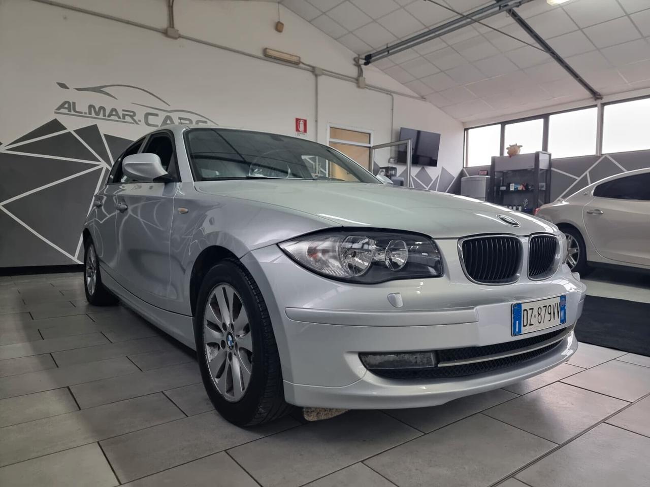 Bmw 118 5 porte Futura