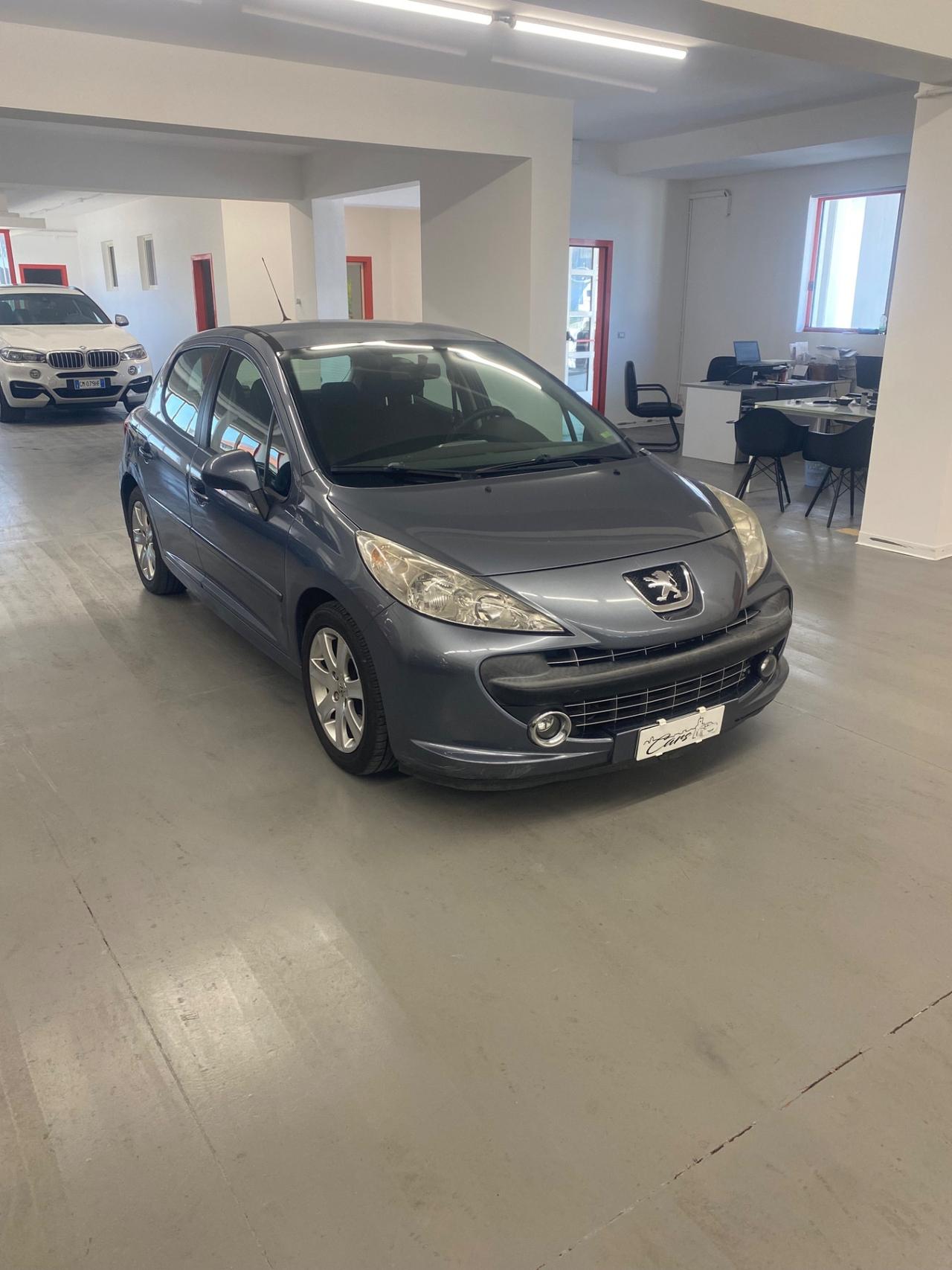 Peugeot 207 1.6 HDi 90CV 5p. XS