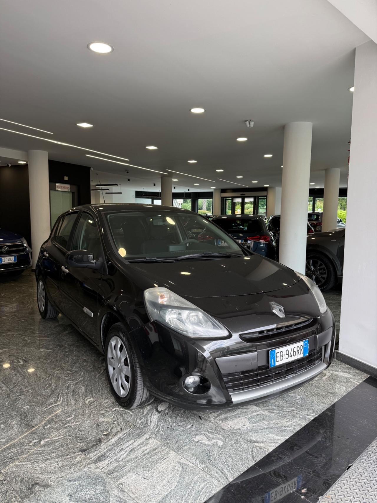 Renault Clio 1.2 16V 5 porte Dynamique