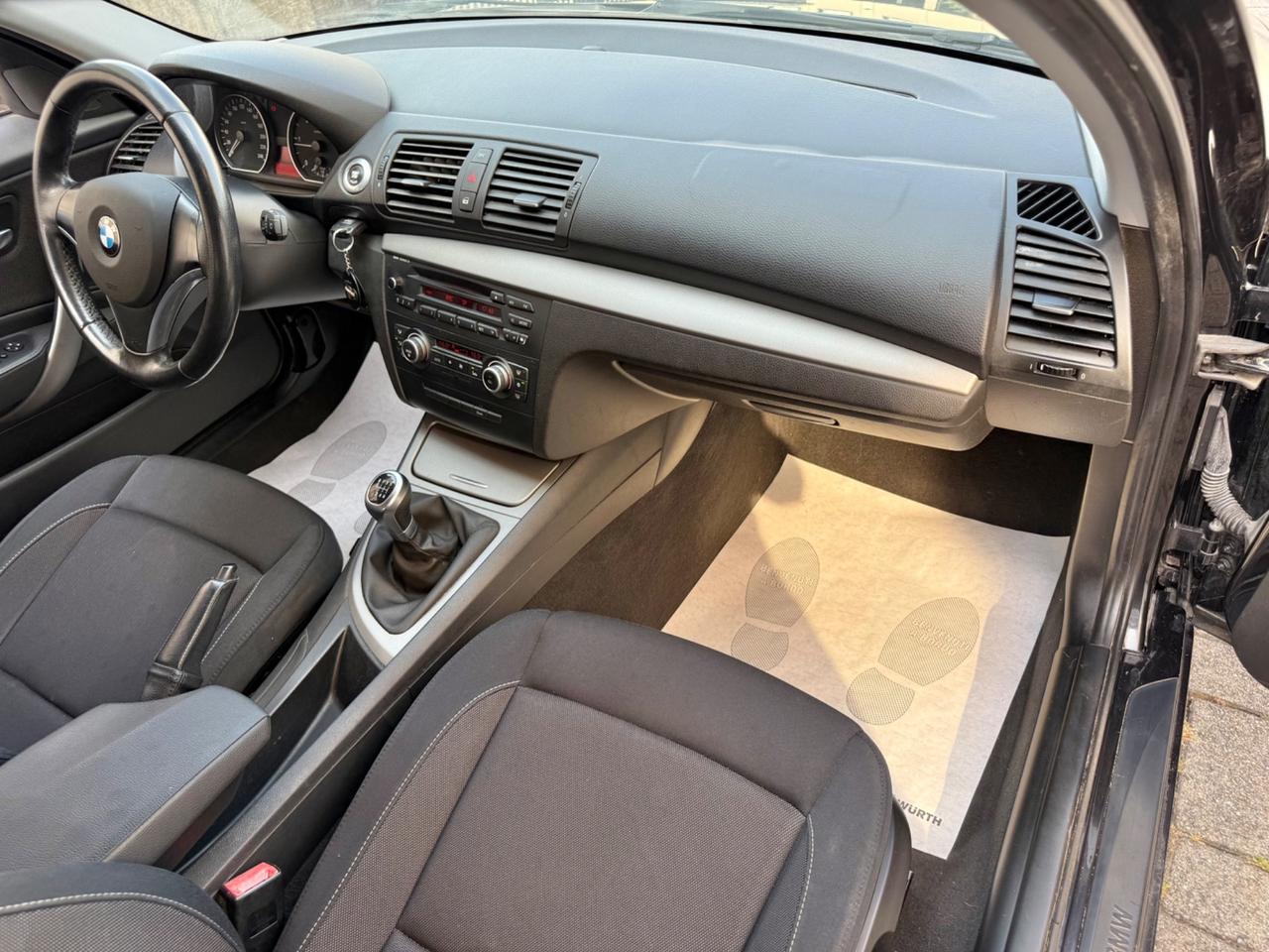 Bmw 118d 143Cv 5P*S&S*Cerchi*Aux*E5
