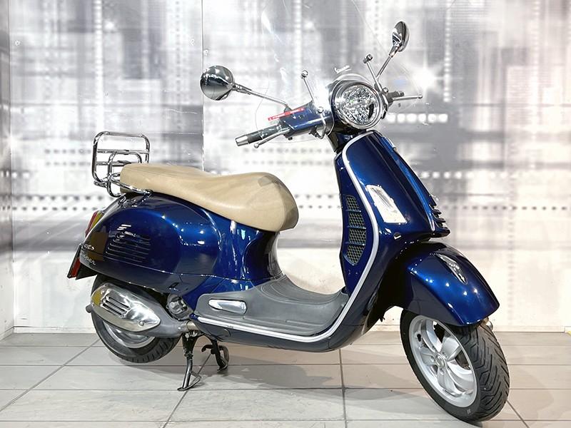 Piaggio Vespa GTS 300 HPE ABS