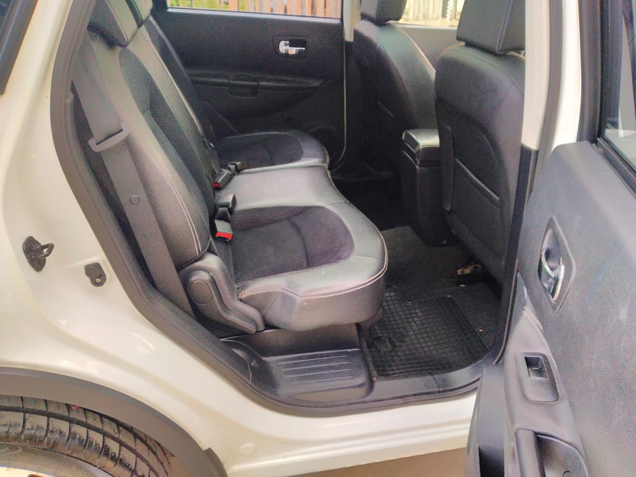 Nissan Qashqai+2 1.6 dCi Tekna 4x4 inseribile
