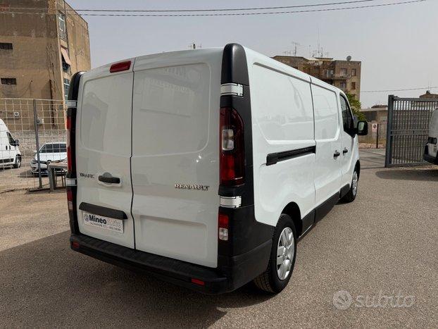 Renault Trafic 2.0 dCi 120CV Furgone anno 2020 SOL