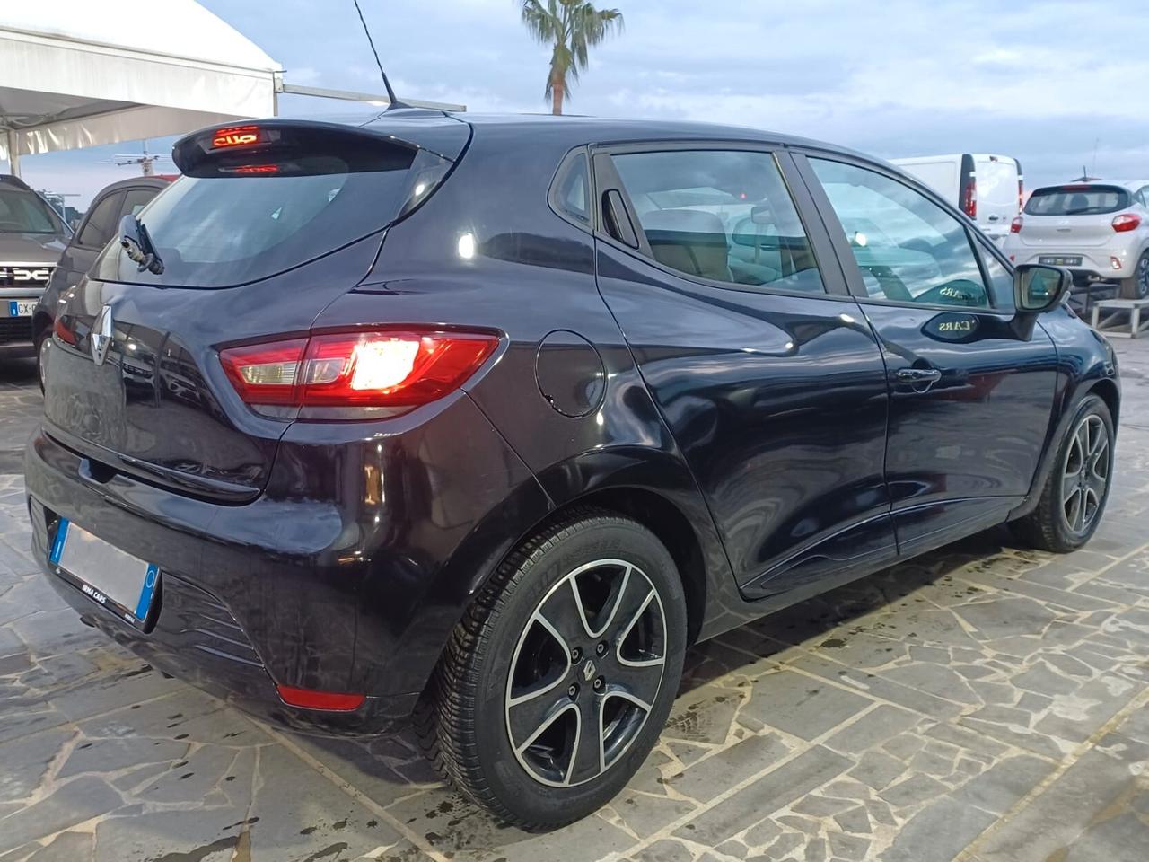 Renault Clio 1.2 75CV 5 porte Live