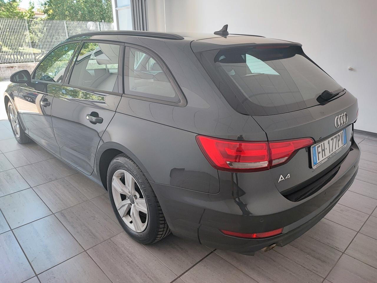 Audi A4 Avant 2.0 TDI 150 CV ultra S tronic Business Sport