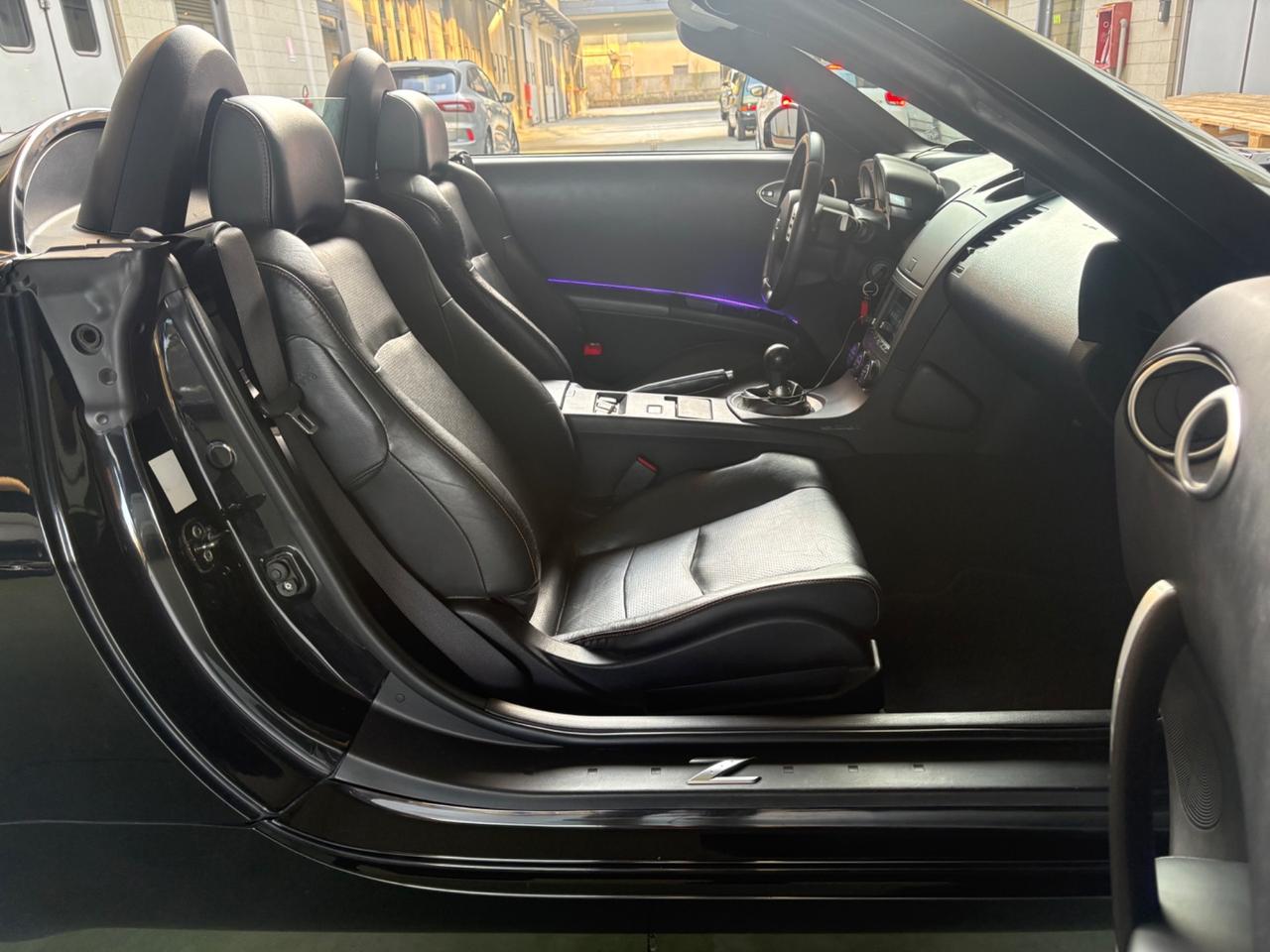 Nissan Z 350Z Roadster 3.5 V6 Lev 2