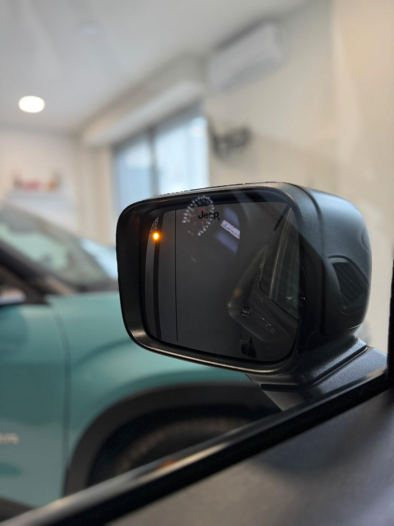 Jeep Renegade 1.6 Mjt DDCT 120 CV Night Eagle