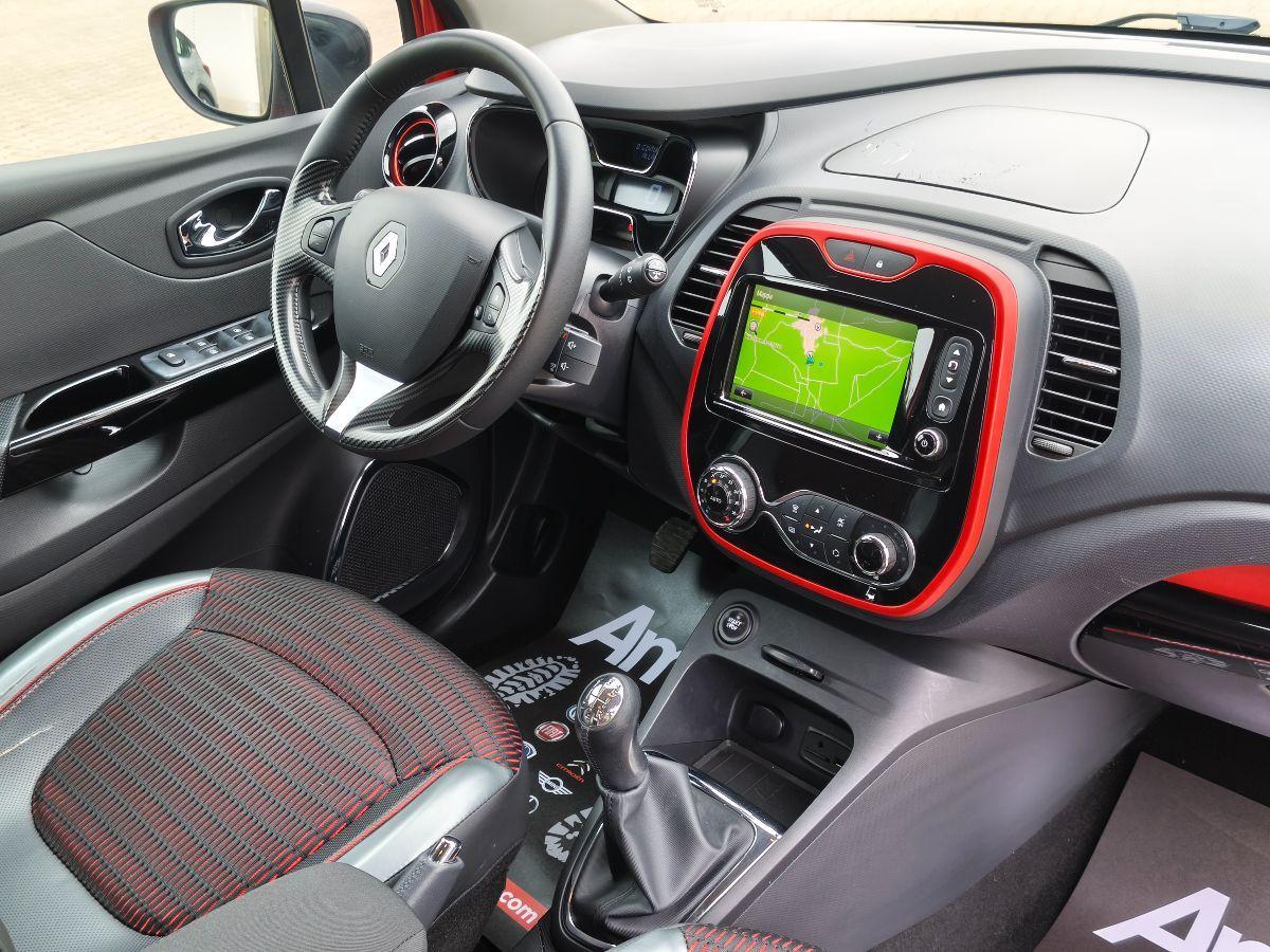 RENAULT Captur 1.5 dCi 90 CV Project Runway