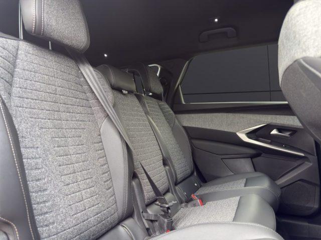 PEUGEOT 5008 Hybrid 136 e-DCS6 Allure Pack