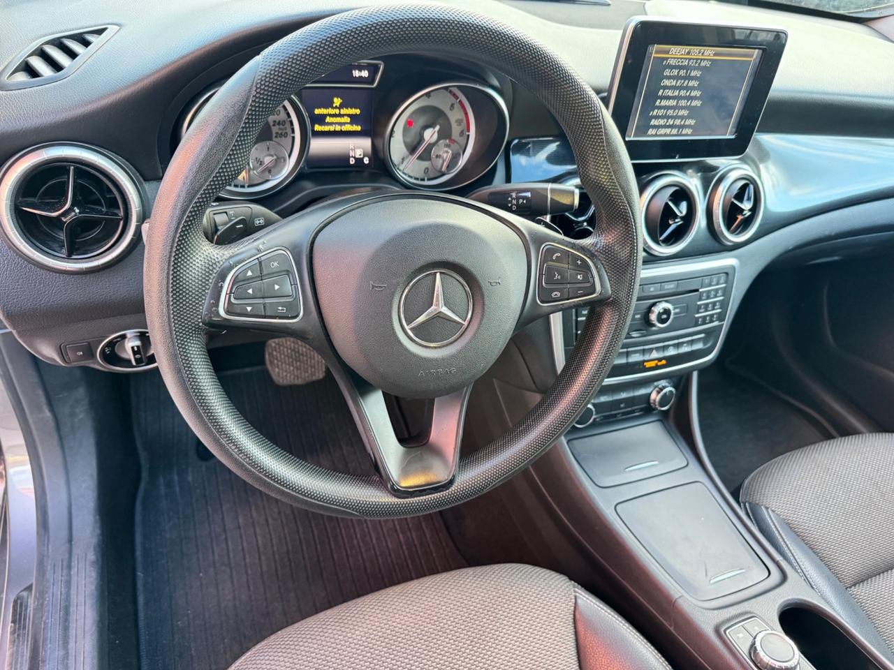 Mercedes-benz CLA 180 d S.W. Automatic Premium - Dark Night