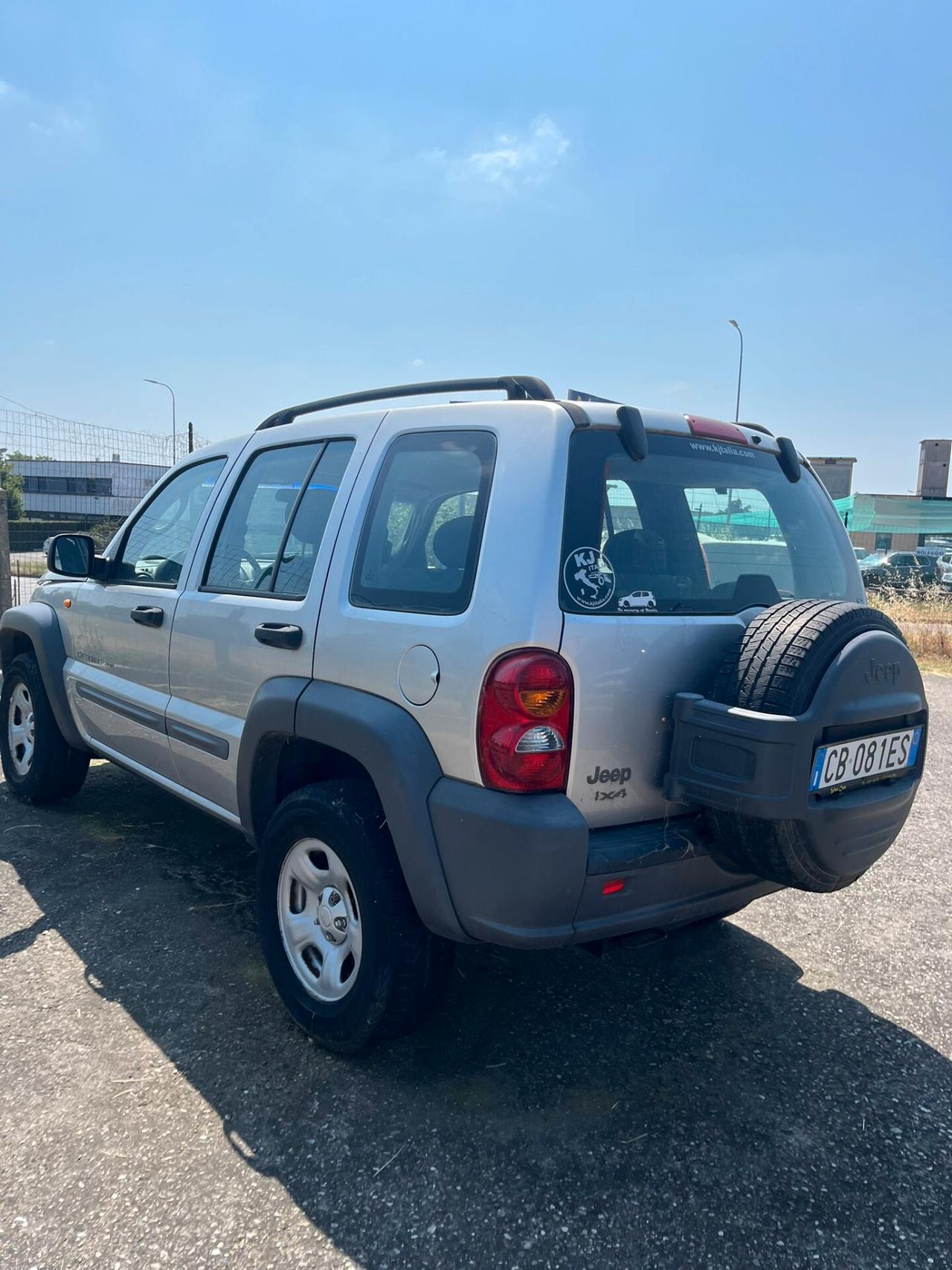 Jeep Cherokee 2.5 CRD Sport