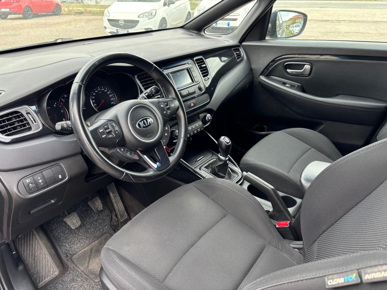 Kia Carens 1.7 CRDi 115 CV Diesel – Garanzia 12 mesi