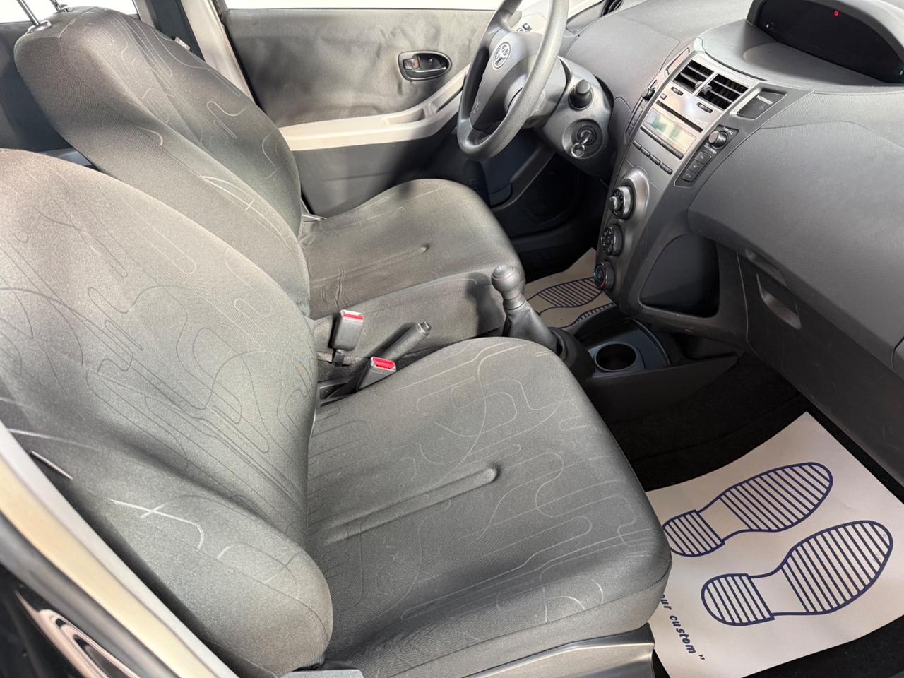 Toyota Yaris 1.0 Benzina 69Cv 5 porte - 2009