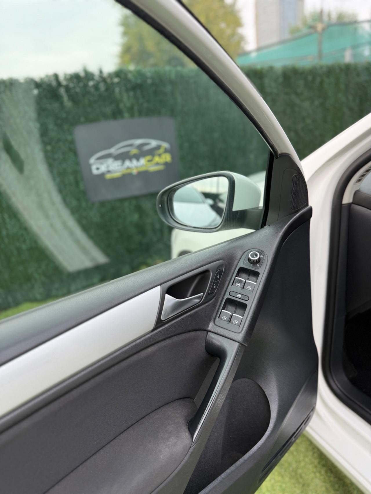 Volkswagen GOLF 2010 DSG ALCANTARA NAVI HIGHLINE