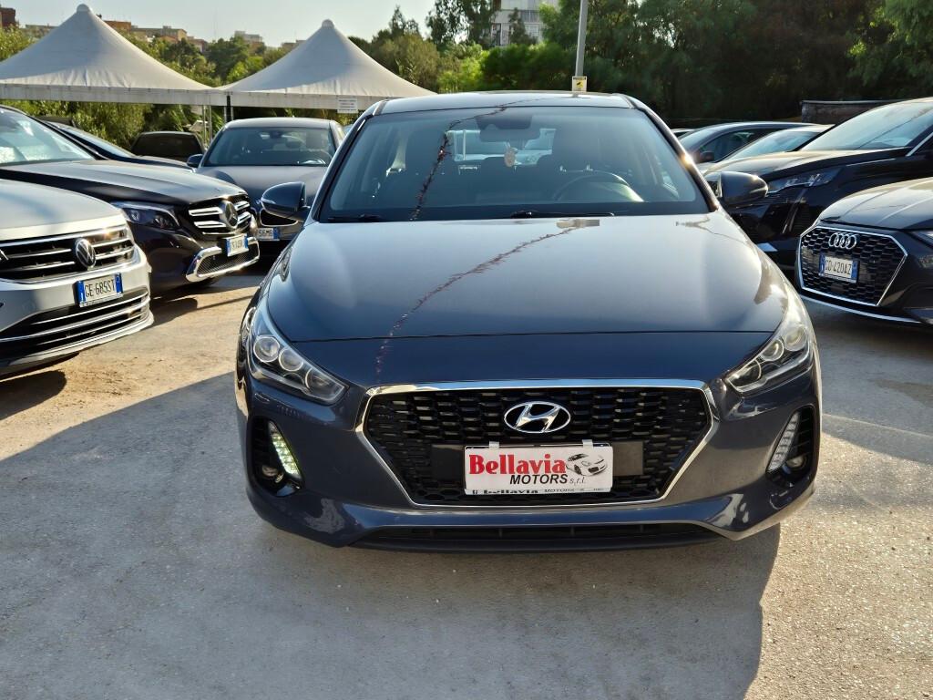 Hyundai i30 1.6 CRDi 110CV NAVI-LED-CAMERA
