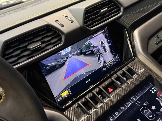 LAMBORGHINI Urus 4.0 Performante