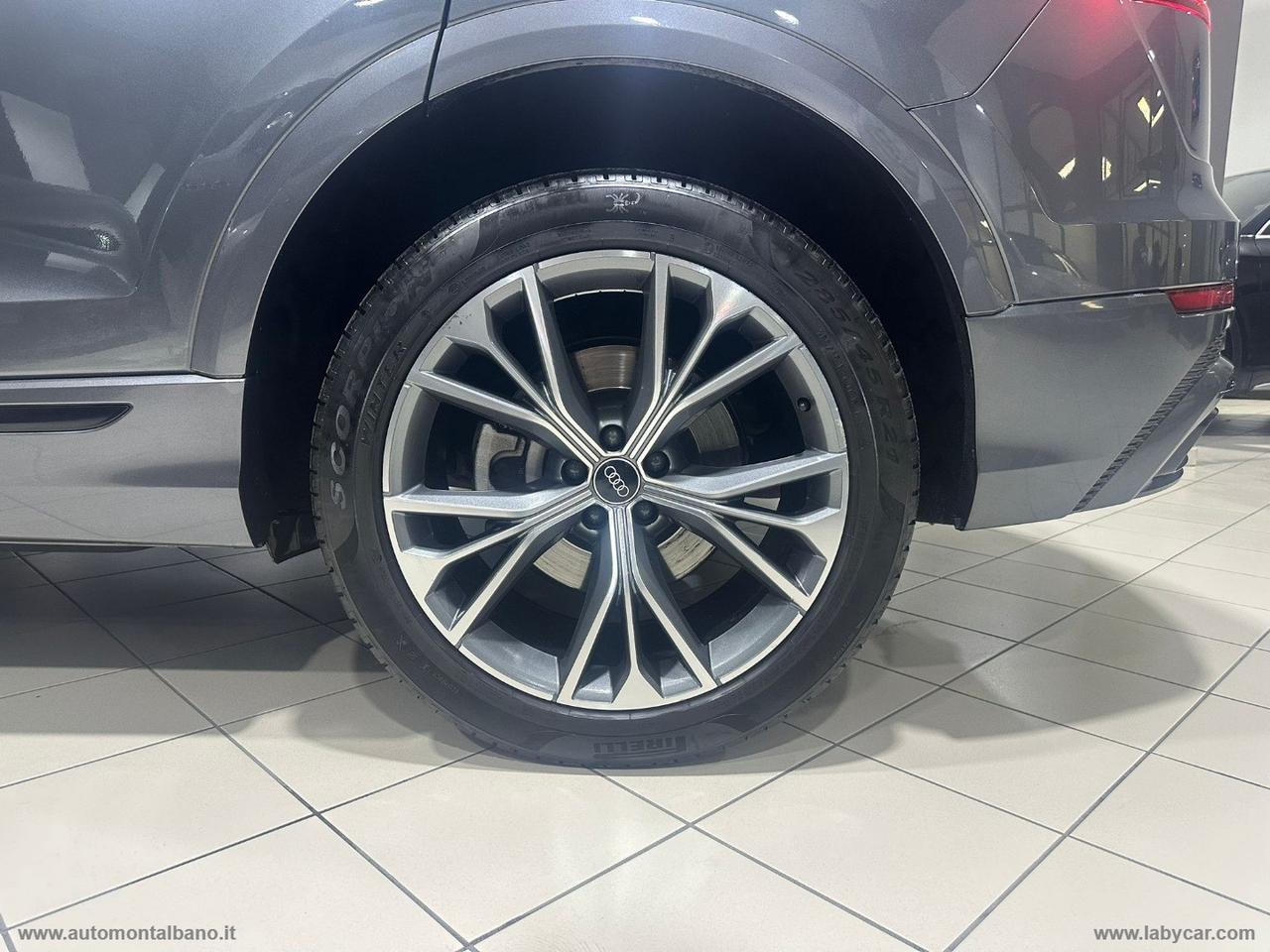 AUDI Q8 45 TDI quattro tiptronic Sport