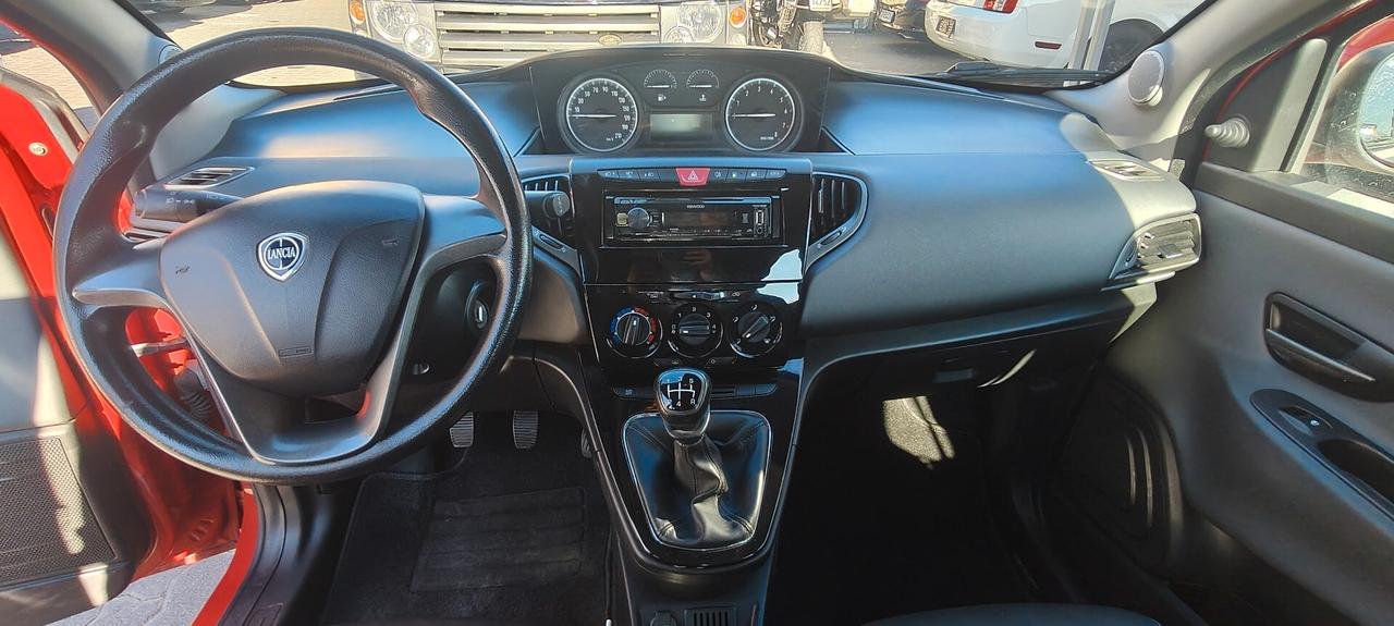 Lancia Ypsilon 1.2 69 CV 5 porte GPL Ecochic Platinum