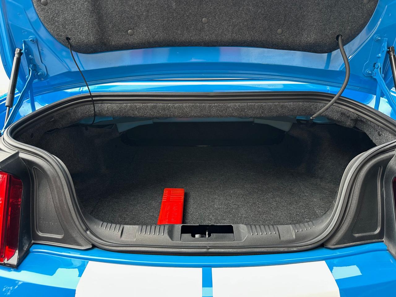 Ford Mustang Convertible 2.3 ecoboost auto KIT SHELBY