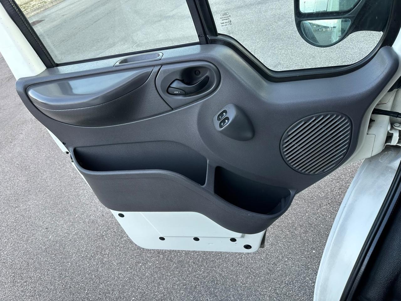 Ford Transit/Tourneo/Bus Transit 300S 2.2 TDCi/130 PC-TN Combi
