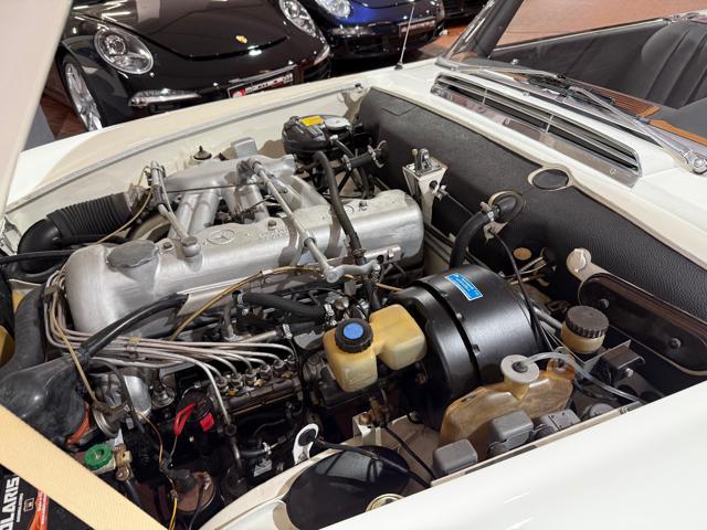 MERCEDES-BENZ SL 230 ISCRITTA ASI - HARDTOP NERO - RESTAURATA