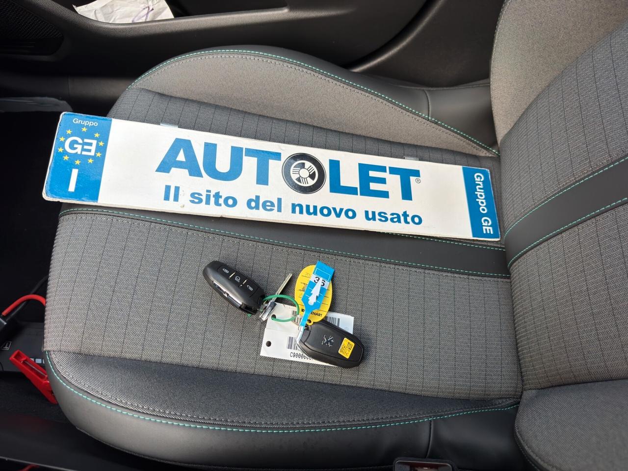 Peugeot 208 motore elettrico 136 CV 5 porte GT