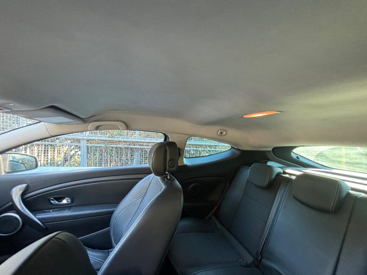 Renault Megane Mégane Coupé 1.6 dCi 130CV Start&Stop ESM Energy GT Line